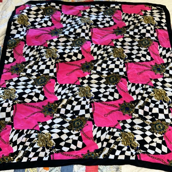 Unmarked Hand rolled large silk scarf 31” square